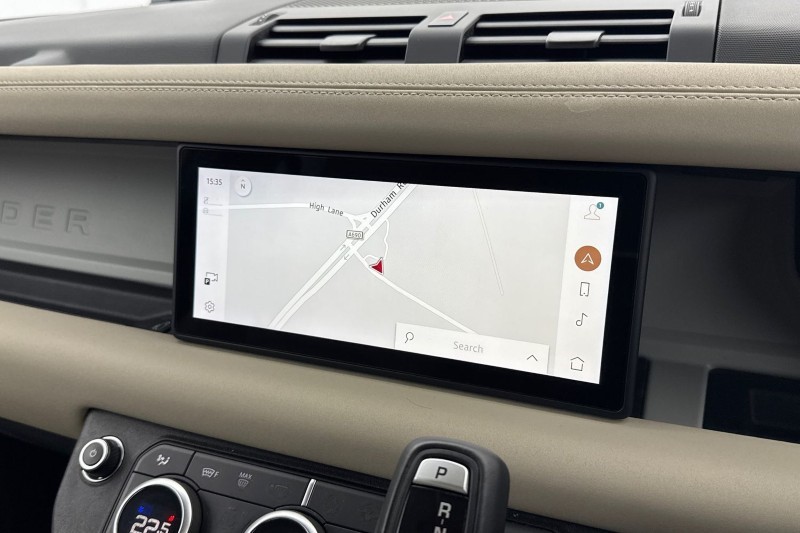 Used Land Rover Defender 2021 for sale - 77220392: Photo 11