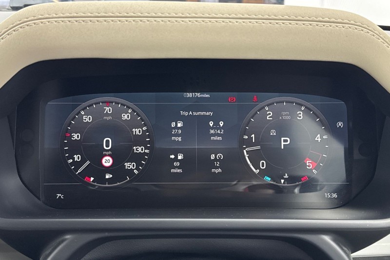 Used Land Rover Defender 2021 for sale - 77220392: Photo 16