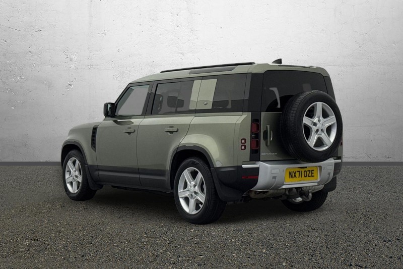 Used Land Rover Defender 2021 for sale - 77220392: Photo 2