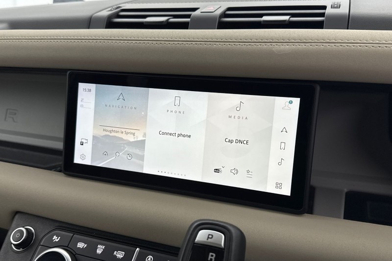 Used Land Rover Defender 2021 for sale - 77220392: Photo 30