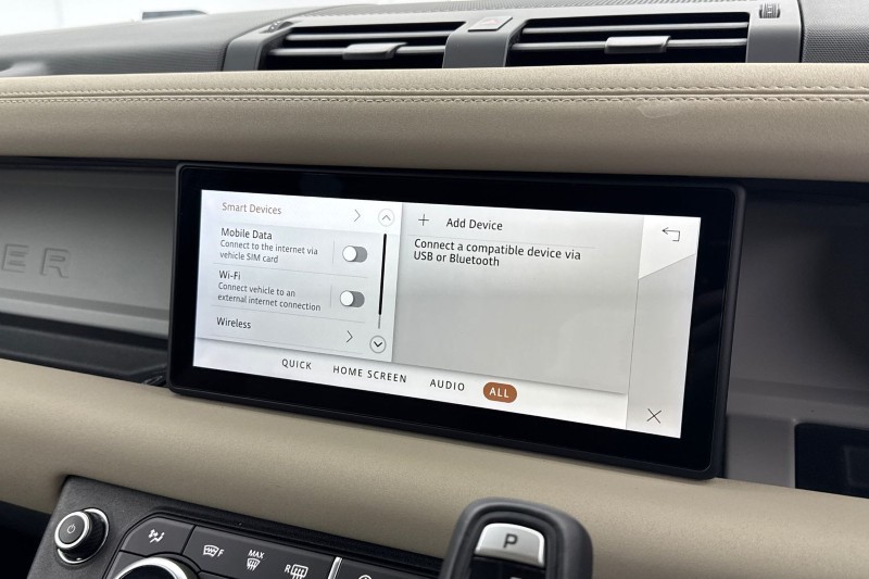 Used Land Rover Defender 2021 for sale - 77220392: Photo 31