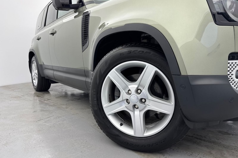 Used Land Rover Defender 2021 for sale - 77220392: Photo 40