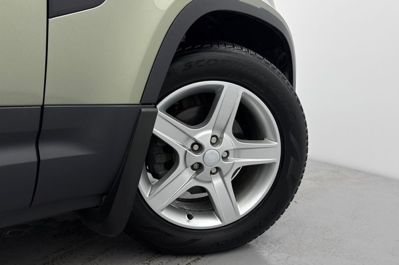 Used Land Rover Defender 2021 for sale - 77220392: Photo 45