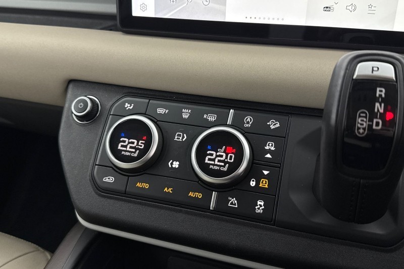 Used Land Rover Defender 2021 for sale - 77220392: Photo 50