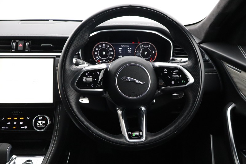 Used Jaguar F-Pace 2021 for sale - 78042260: Photo 16