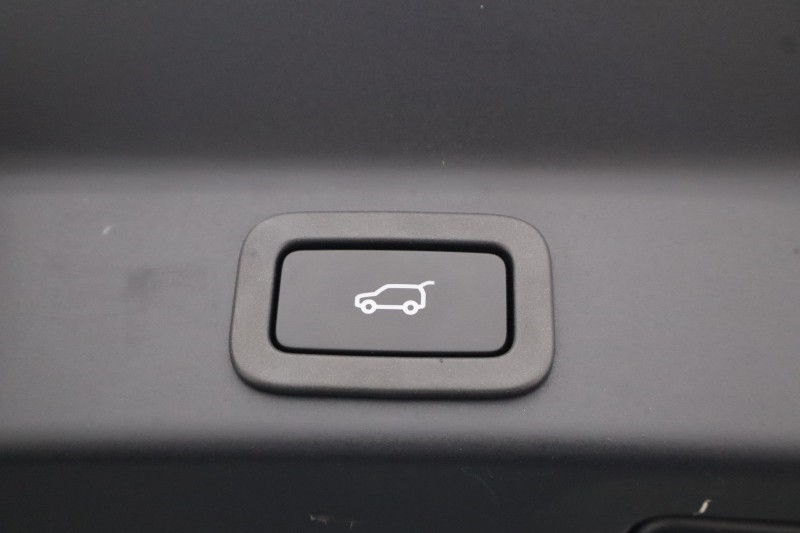 Used Jaguar F-Pace 2021 for sale - 78042260: Photo 44