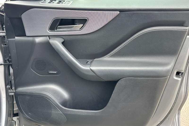 Used Jaguar F-Pace 2020 for sale - 76984330: Photo 22