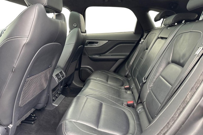 Used Jaguar F-Pace 2020 for sale - 76984330: Photo 4