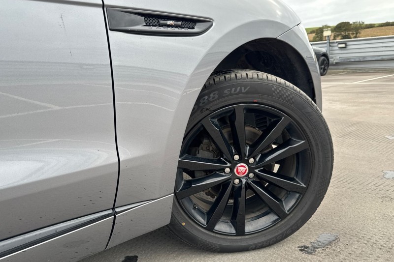 Used Jaguar F-Pace 2020 for sale - 76984330: Photo 46