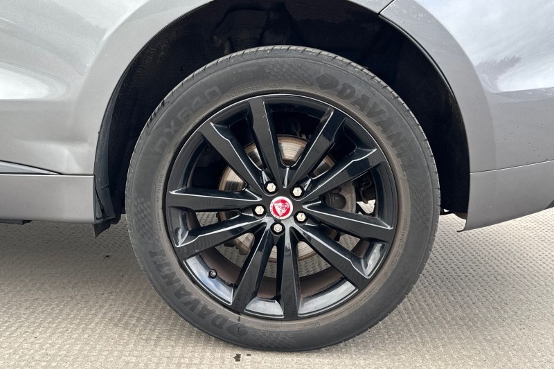 Used Jaguar F-Pace 2020 for sale - 76984330: Photo 8