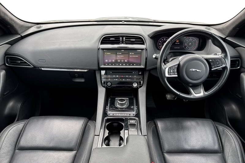 Used Jaguar F-Pace 2020 for sale - 76984330: Photo 9