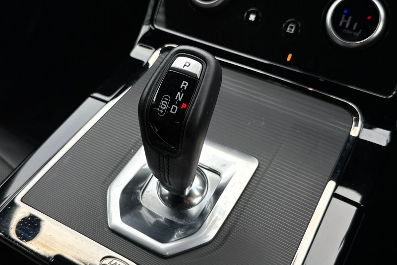 Used Land Rover Range Rover Evoque 2022 for sale - 77248125: Photo 13