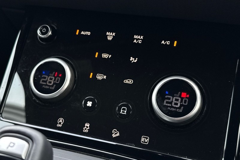 Used Land Rover Range Rover Evoque 2022 for sale - 77248125: Photo 31