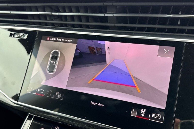 Used Audi Q7 2022 for sale - 77570179: Photo 13