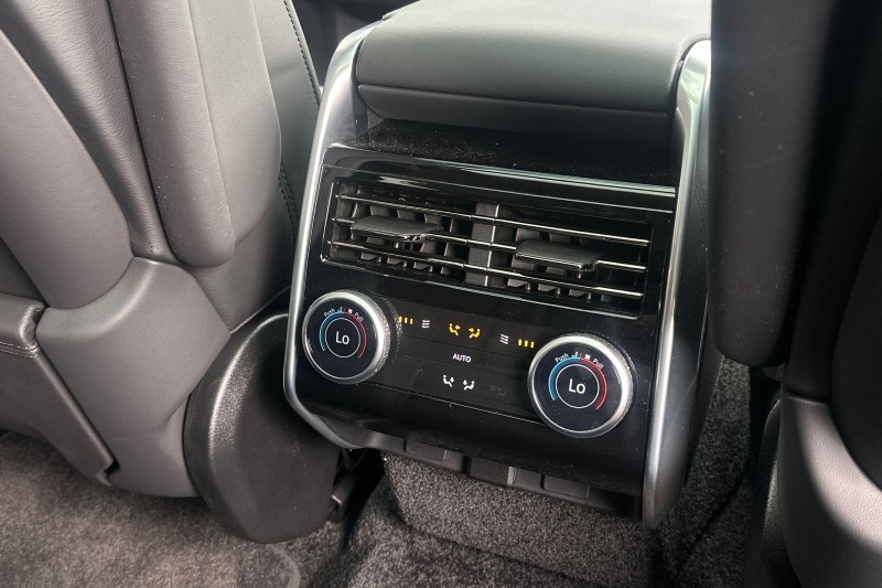 Used Land Rover Range Rover 2025 for sale - 76984347: Photo 18