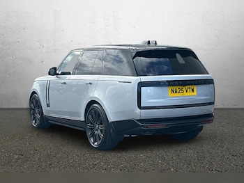 Used Land Rover Range Rover 2025 for sale - 76984347: Photo