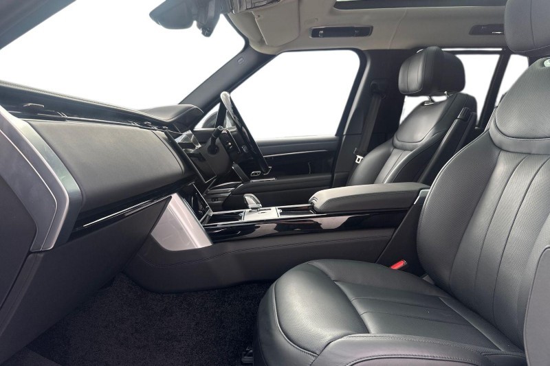 Used Land Rover Range Rover 2025 for sale - 76984347: Photo 3