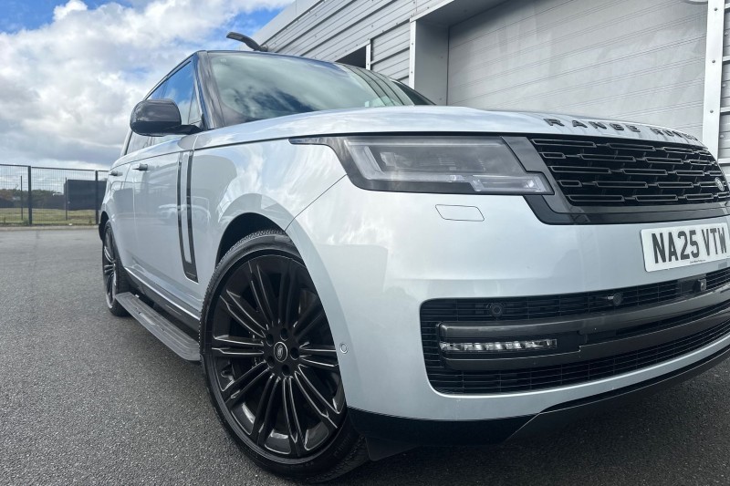 Used Land Rover Range Rover 2025 for sale - 76984347: Photo 40