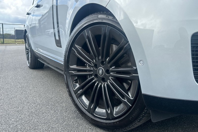 Used Land Rover Range Rover 2025 for sale - 76984347: Photo 42