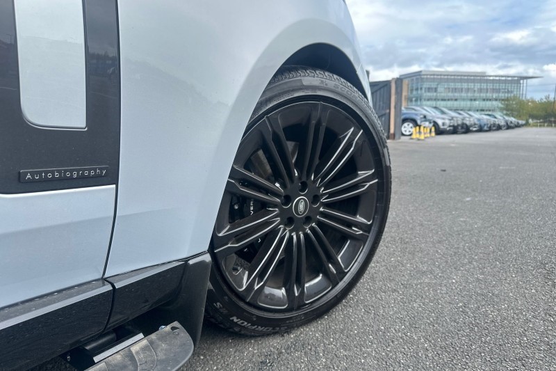 Used Land Rover Range Rover 2025 for sale - 76984347: Photo 47