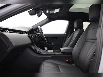 Used Land Rover Range Rover Evoque 2025 for sale - 79243771: Photo