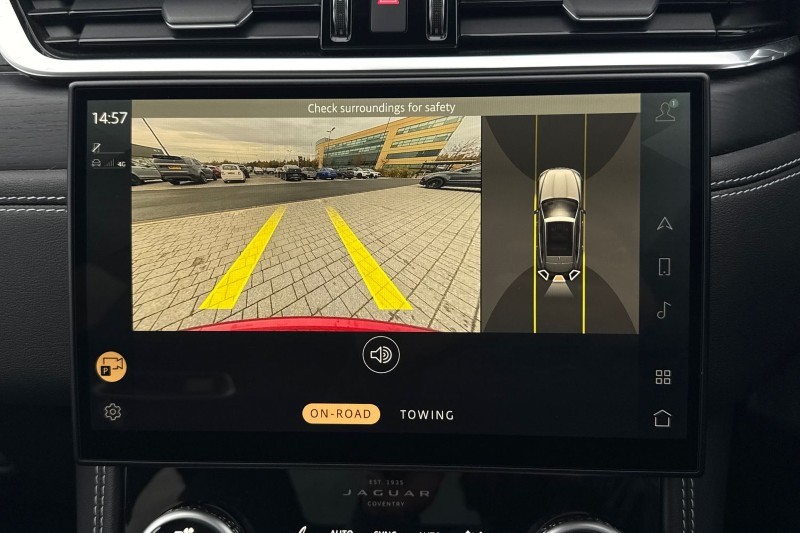 Used Jaguar F-Pace 2024 for sale - 76984292: Photo 32