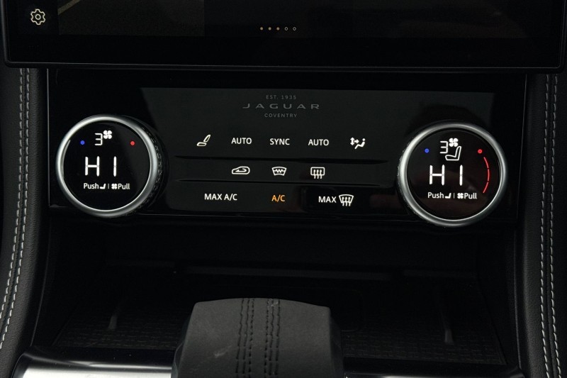 Used Jaguar F-Pace 2024 for sale - 76984292: Photo 33