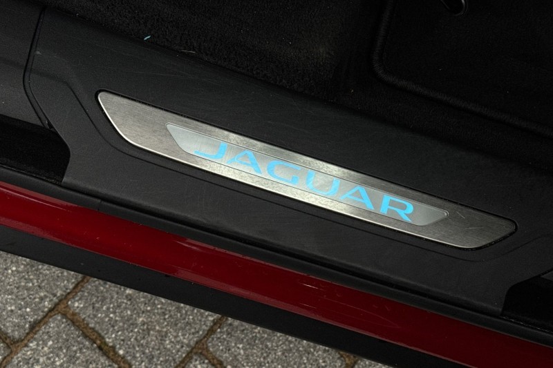 Used Jaguar F-Pace 2024 for sale - 76984292: Photo 39