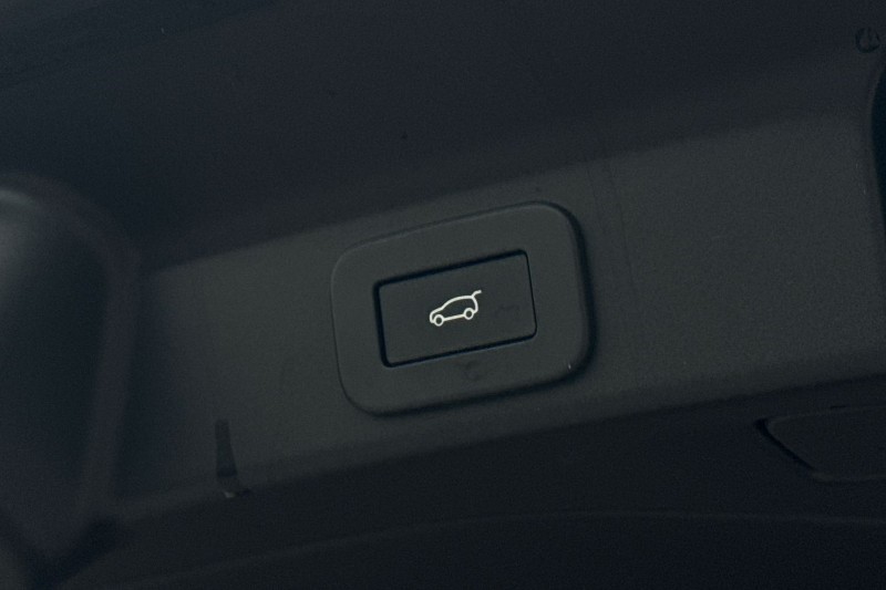 Used Jaguar F-Pace 2024 for sale - 76984292: Photo 41