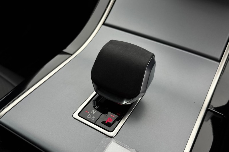 Used Land Rover Range Rover Evoque 2025 for sale - 77248091: Photo 13