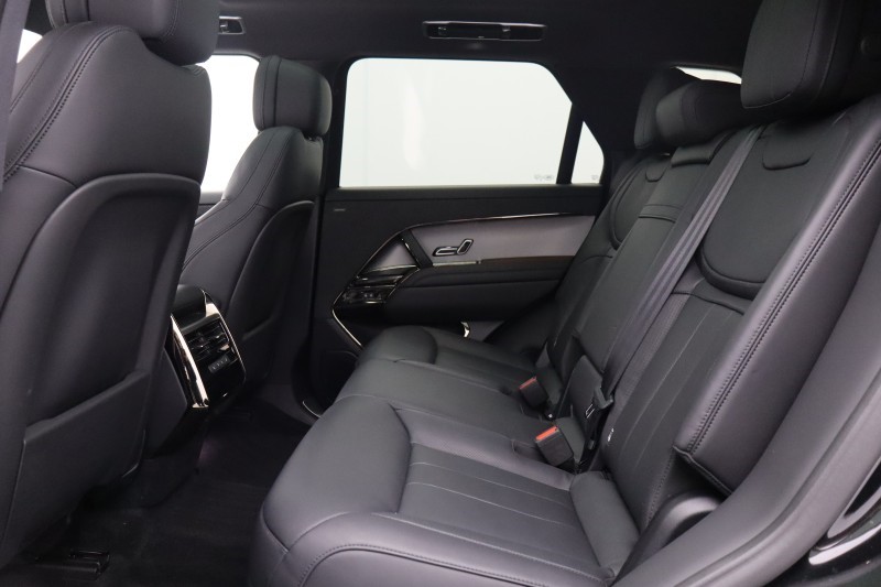 Used Land Rover Range Rover Sport 2023 for sale - 78025635: Photo 4