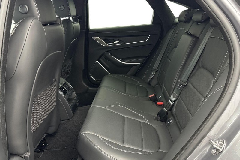 Used Jaguar XF 2024 for sale - 77381055: Photo 4