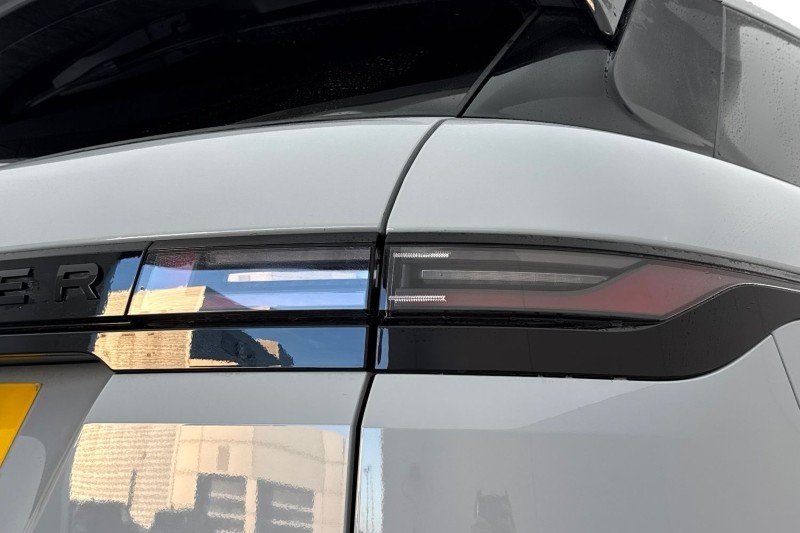 Used Land Rover Range Rover Evoque 2025 for sale - 77248090: Photo 44