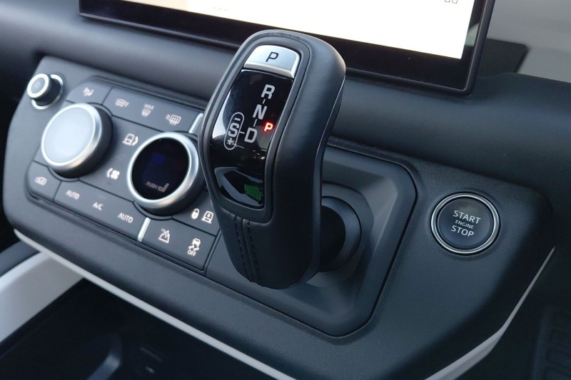 Used Land Rover Defender 2025 for sale - 77762919: Photo 13