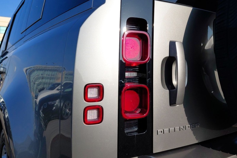 Used Land Rover Defender 2025 for sale - 77762919: Photo 19