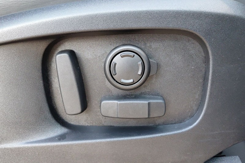 Used Land Rover Defender 2025 for sale - 77762919: Photo 24