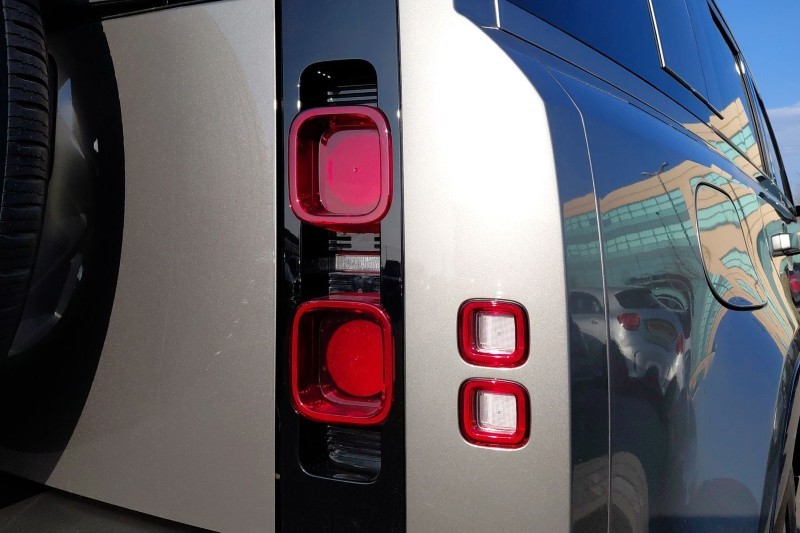 Used Land Rover Defender 2025 for sale - 77762919: Photo 48