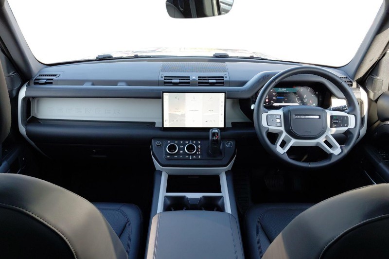 Used Land Rover Defender 2025 for sale - 77762919: Photo 9