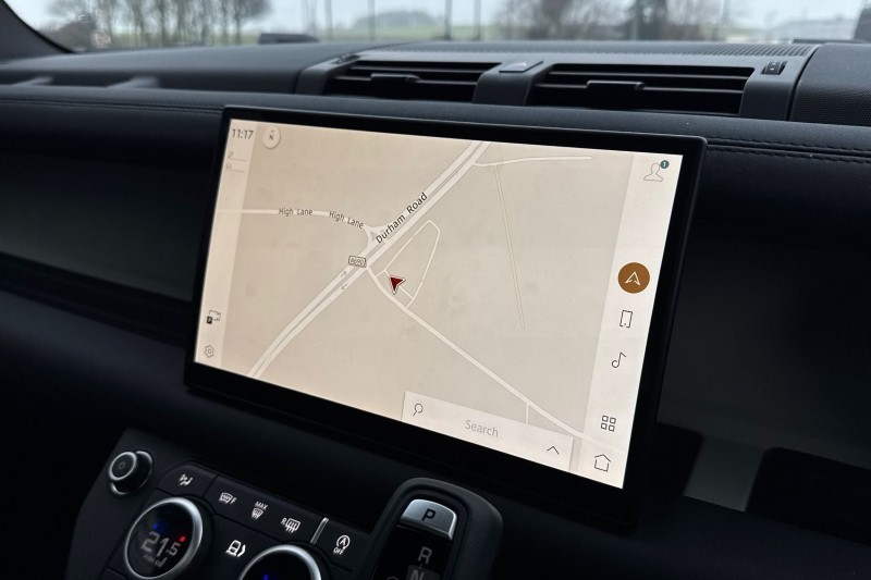 Used Land Rover Defender 2024 for sale - 77225295: Photo 11