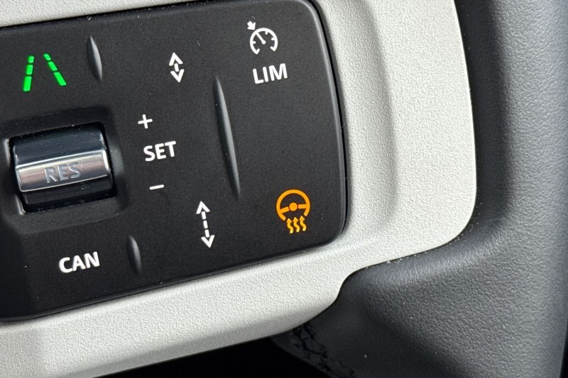 Used Land Rover Defender 2024 for sale - 77225295: Photo 27