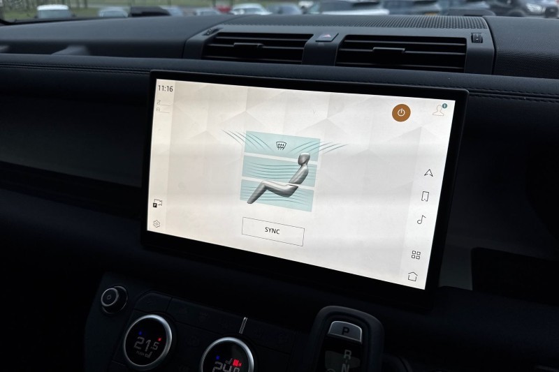 Used Land Rover Defender 2024 for sale - 77225295: Photo 32