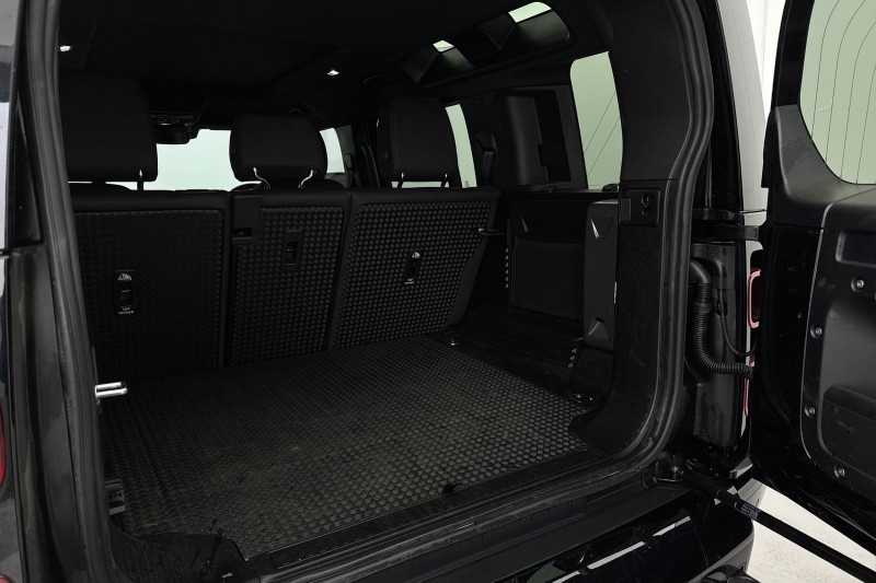 Used Land Rover Defender 2024 for sale - 77225295: Photo 37