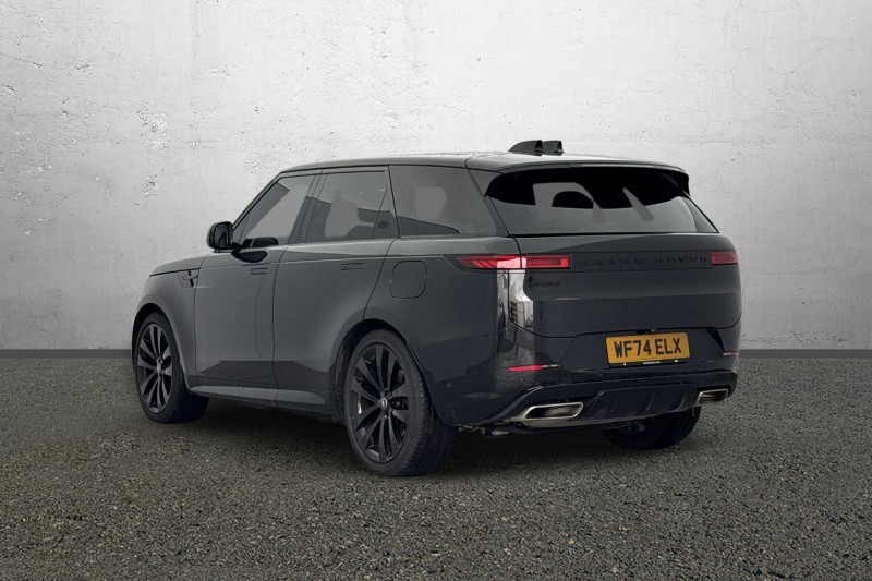 Used Land Rover Range Rover Sport 2024 for sale - 77492801: Photo 2