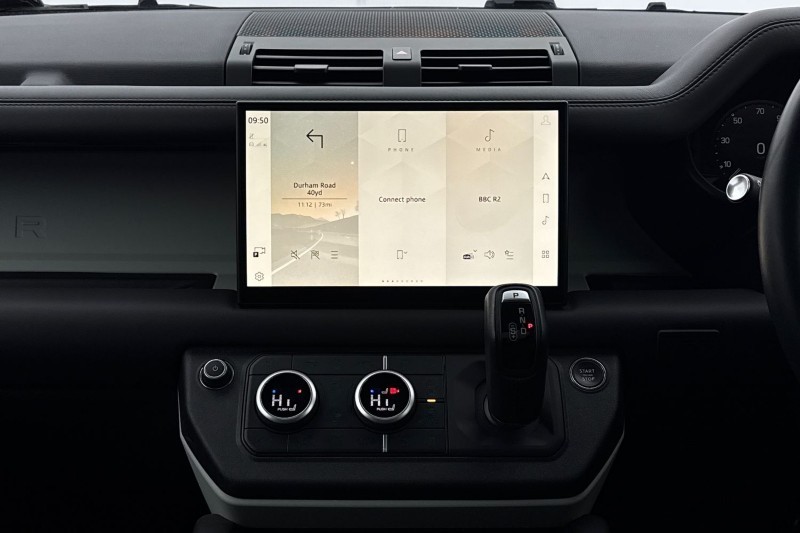 Used Land Rover Defender 2023 for sale - 77435261: Photo 14