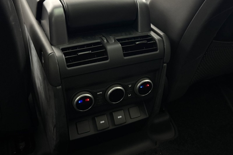 Used Land Rover Defender 2023 for sale - 77435261: Photo 18