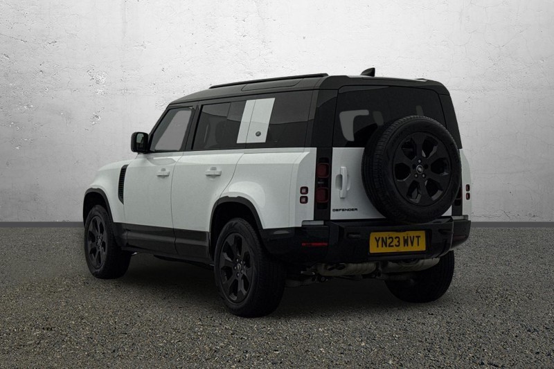 Used Land Rover Defender 2023 for sale - 77435261: Photo 2