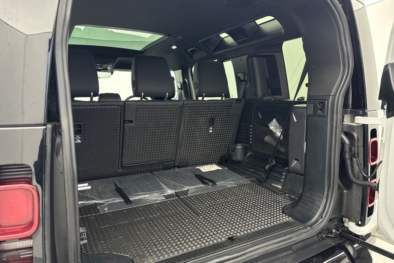 Used Land Rover Defender 2023 for sale - 77435261: Photo 35