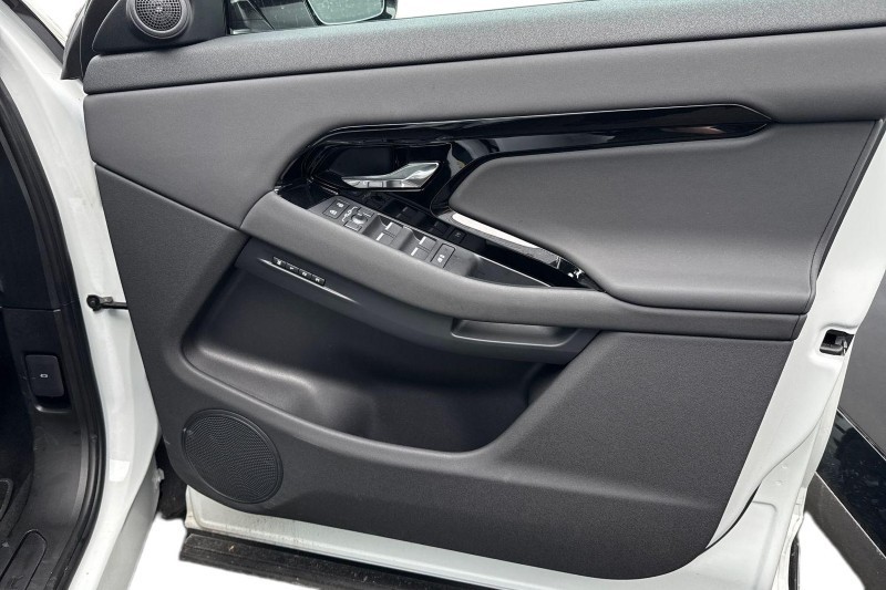 Used Land Rover Range Rover Evoque 2025 for sale - 77245245: Photo 21