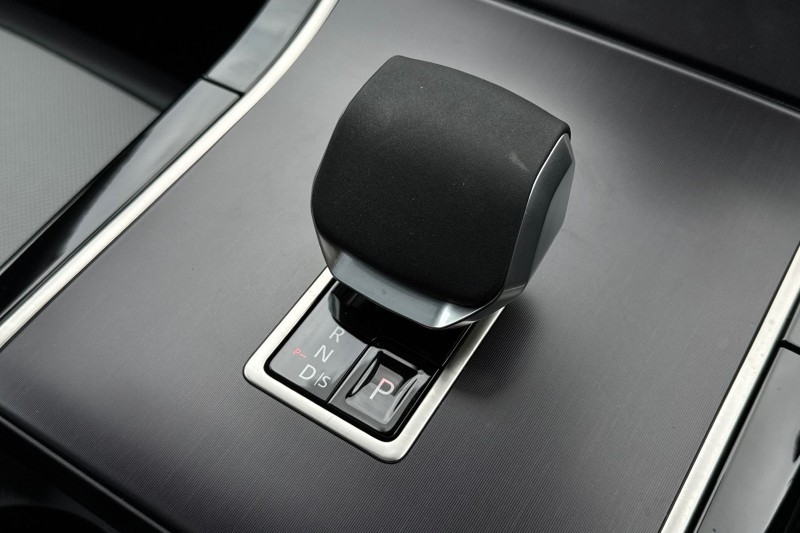 Used Land Rover Range Rover Velar 2025 for sale - 78190445: Photo 14