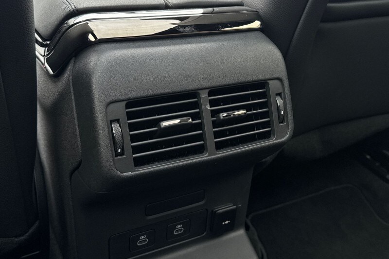 Used Land Rover Range Rover Velar 2025 for sale - 78190445: Photo 19